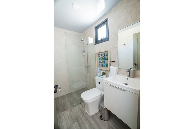 LUXURY Apartment. 1BR - Soha Panorama C01