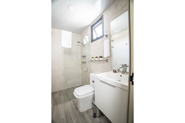 Exclusivo y nuevo apartamento -SOHA PANORAMA - C07